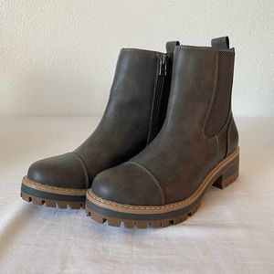 Khaki Green Chelsea Style Ankle Boots